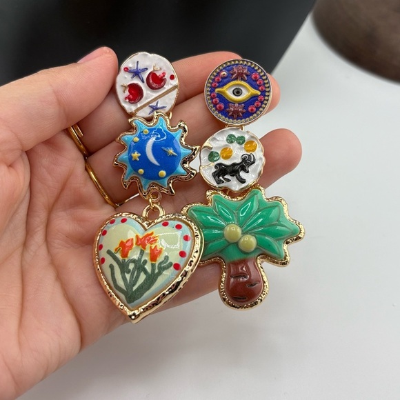 Colorful Enamel Statement Earrings โจ - Picture 1 of 10